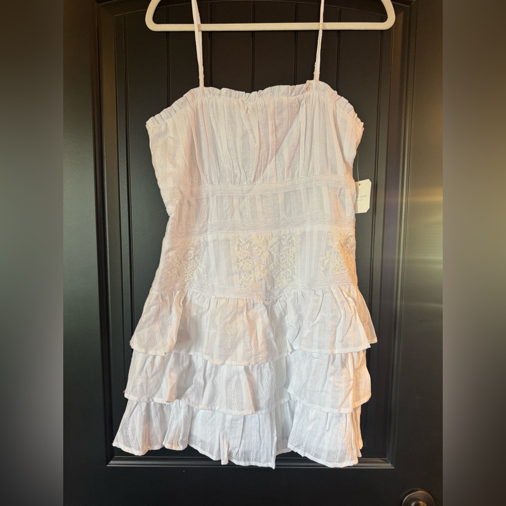 NWT Alter’d State Nina textured mini dress, white, size large, GRADUATION/BRIDAL